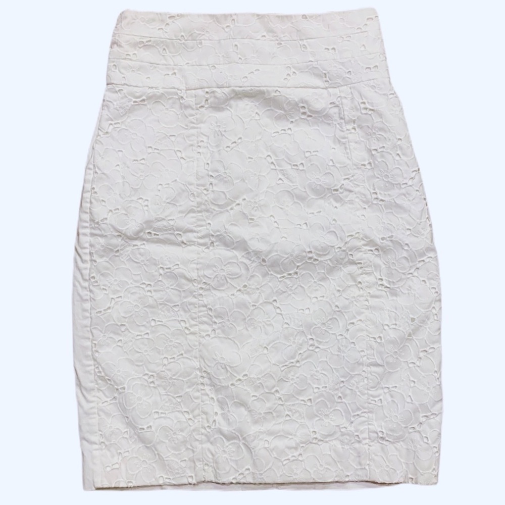 H&M white high waisted pencil skirt. Sz 4